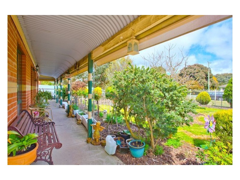 1 Armstrong Street, Creswick VIC 3363