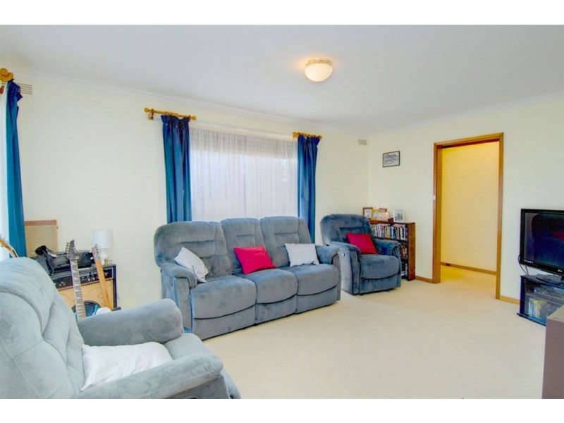 203 Warrina Drive, Delacombe VIC 3356