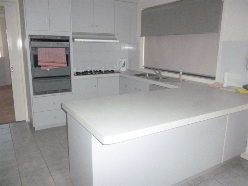 24 Lemuela Court, Invermay Park VIC 3350