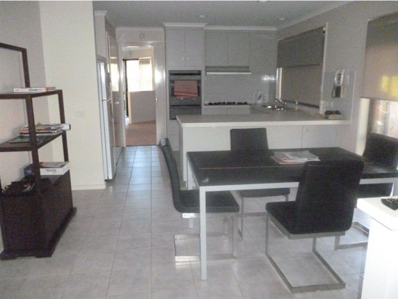 24 Lemuela Court, Invermay Park VIC 3350