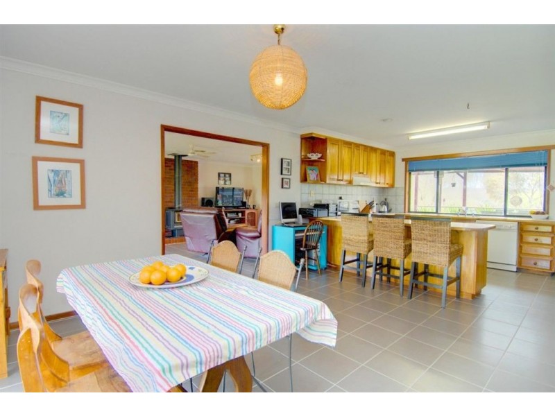 5226 Colac – Ballarat Road, Cambrian Hill VIC 3352