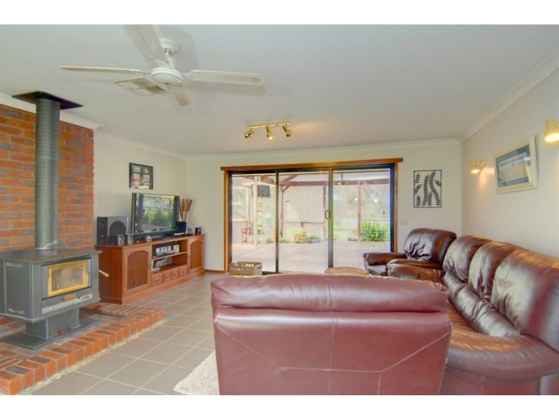 5226 Colac – Ballarat Road, Cambrian Hill VIC 3352