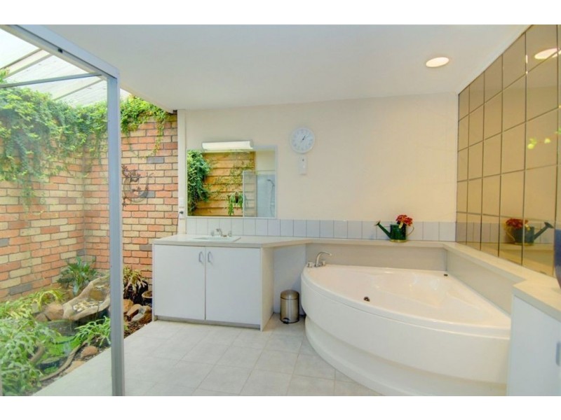 82 Springs Road, Brown Hill VIC 3350