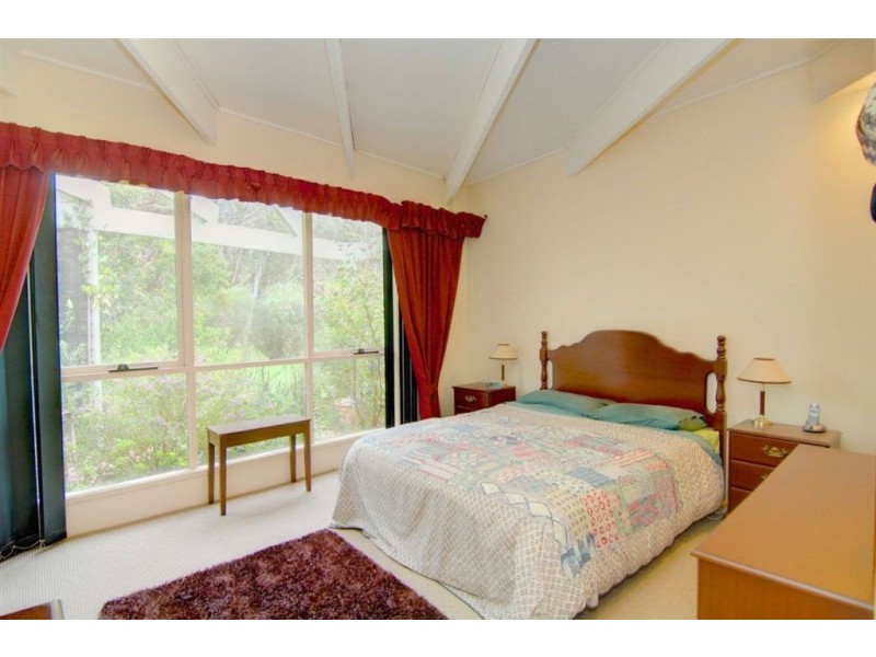 82 Springs Road, Brown Hill VIC 3350