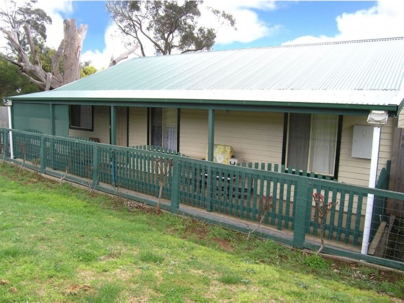 4 Bell Street, Creswick VIC 3363