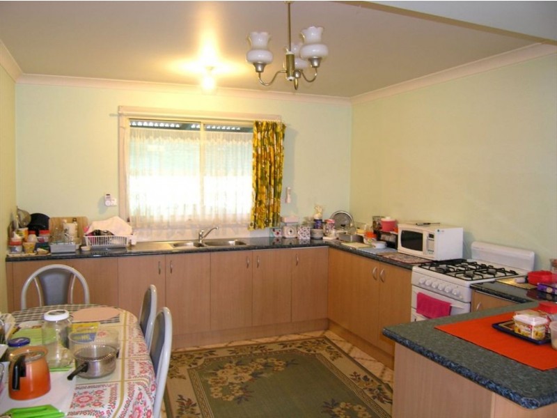 4 Bell Street, Creswick VIC 3363