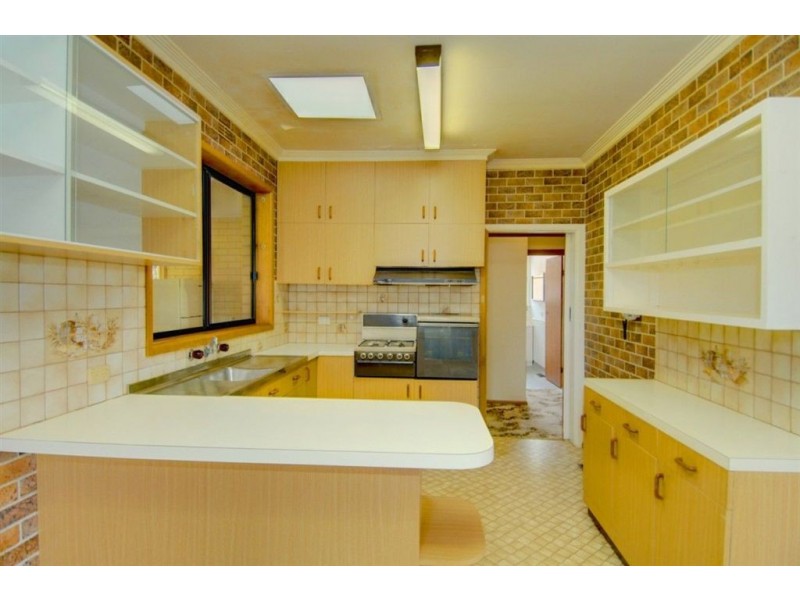 25 Browns Parade, Wendouree VIC 3355