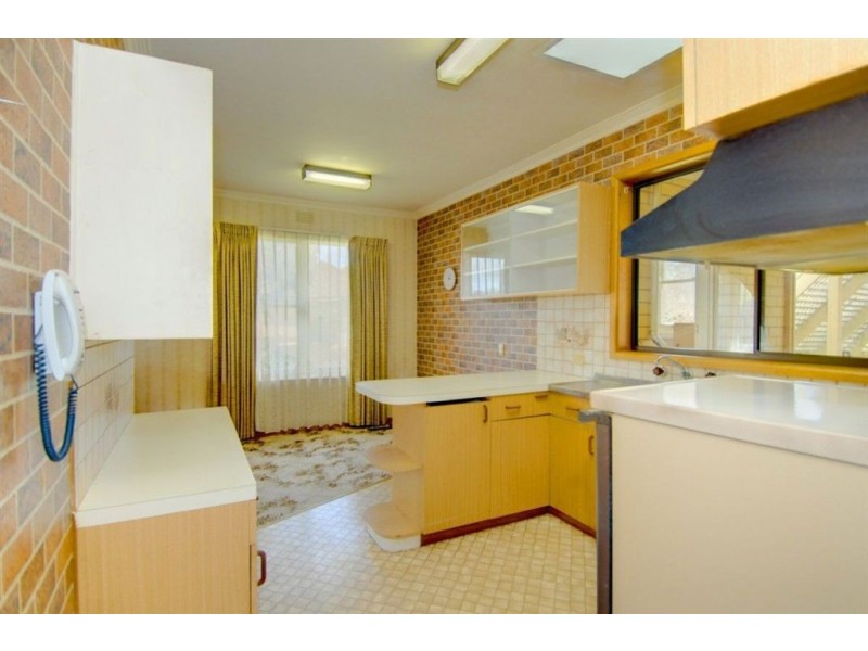 25 Browns Parade, Wendouree VIC 3355