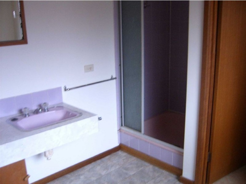 2/1 Kinnane Court, Ballarat VIC 3350