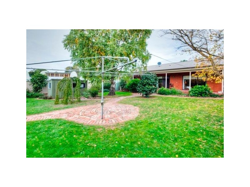 16 Ayres Street, Creswick VIC 3363