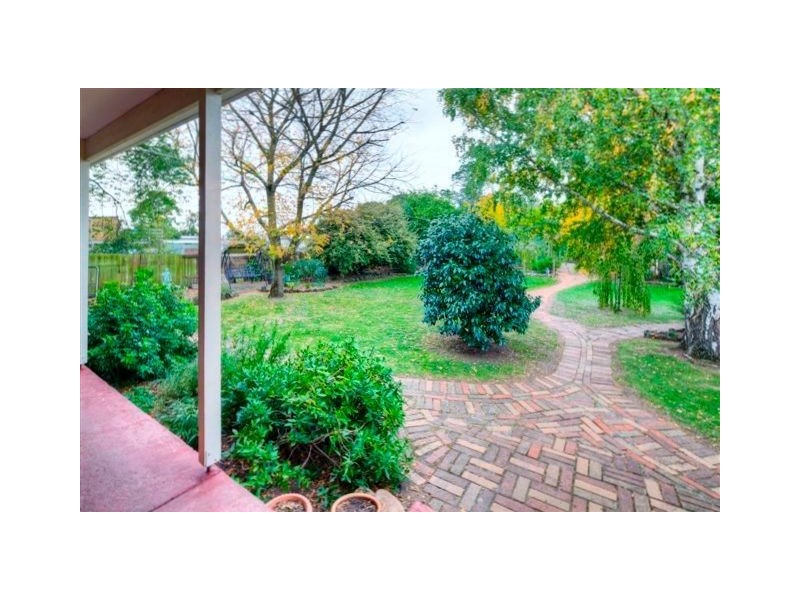 16 Ayres Street, Creswick VIC 3363