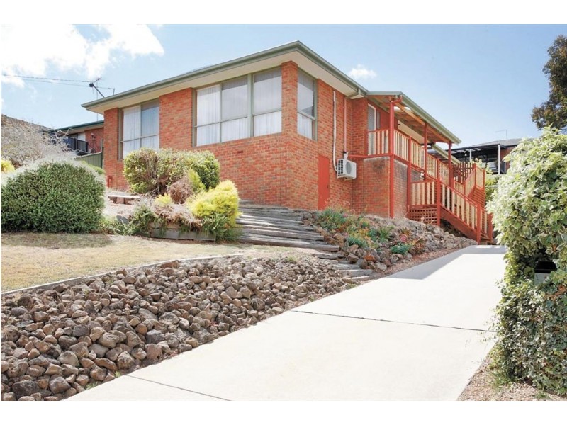 1 Maddern Street, Black Hill VIC 3350