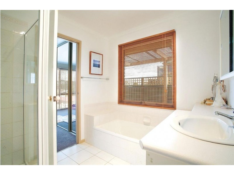 1 Maddern Street, Black Hill VIC 3350