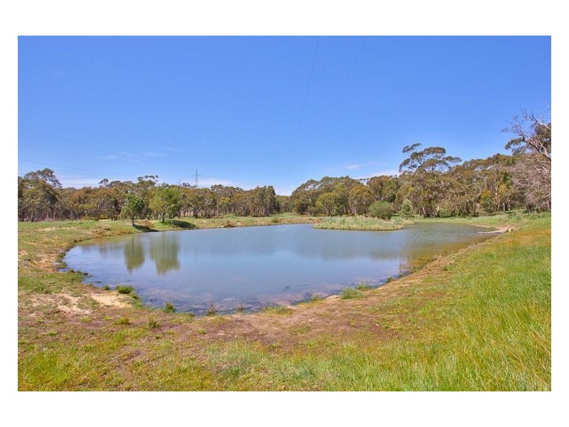 209 Lyons Road South, Navigators VIC 3352