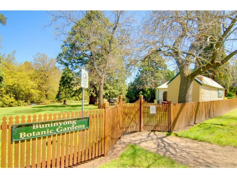 108 Scott Street, Buninyong VIC 3357