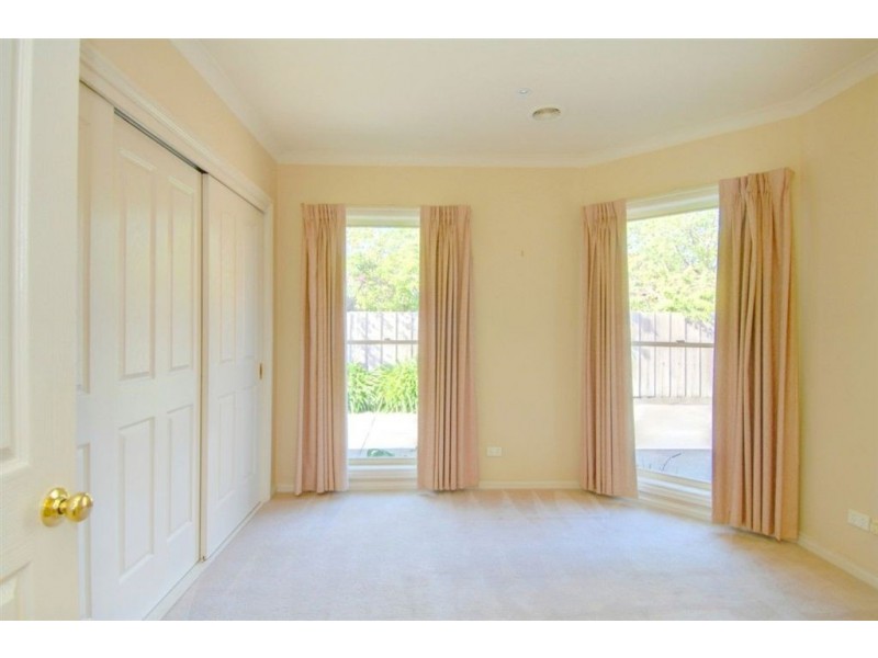 2/7 Martin Avenue, Ballarat VIC 3350