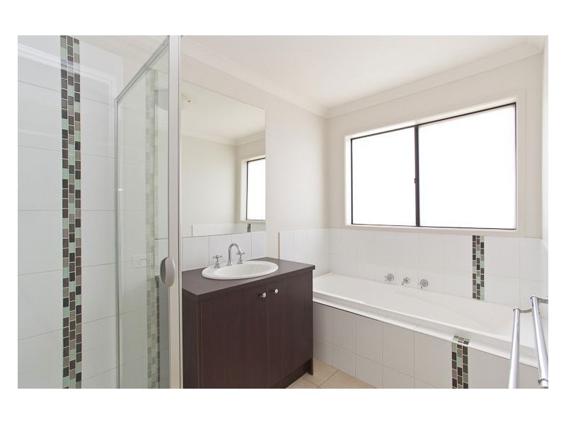 19 West End, Delacombe VIC 3356