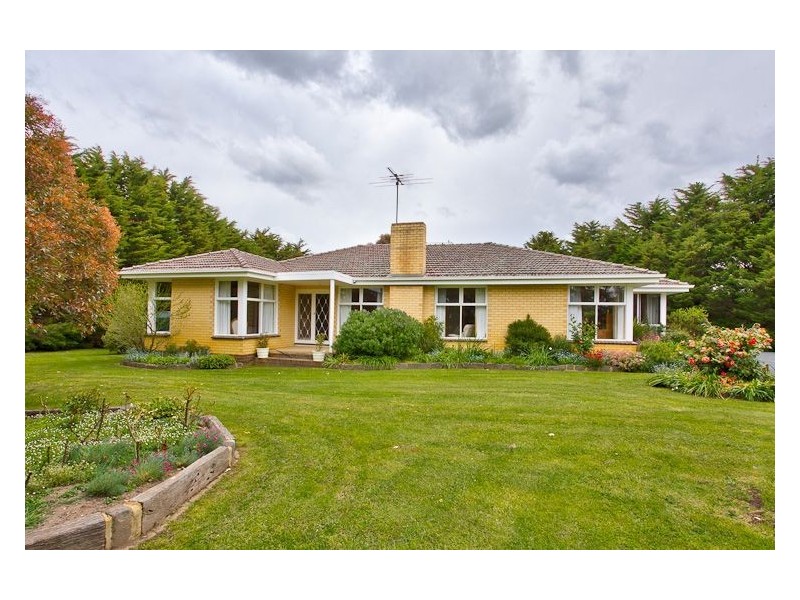 3669 Geelong – Ballan Road (Mt Wallace), Ballan VIC 3342