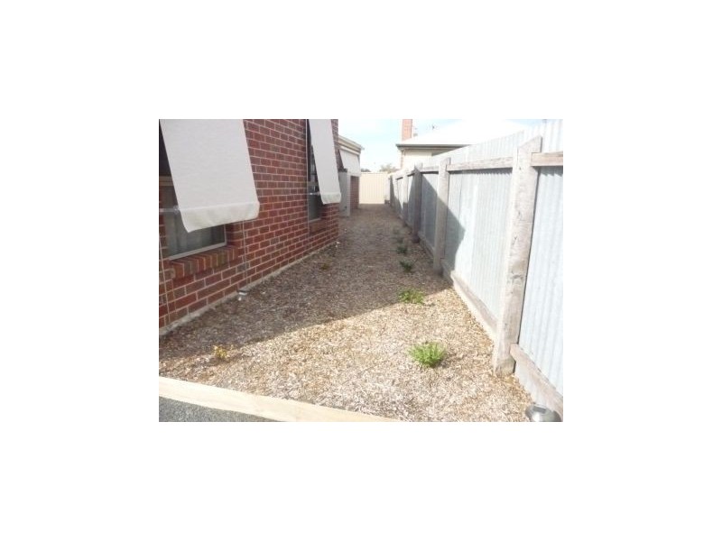 182 Yarrowee Street, Sebastopol VIC 3356