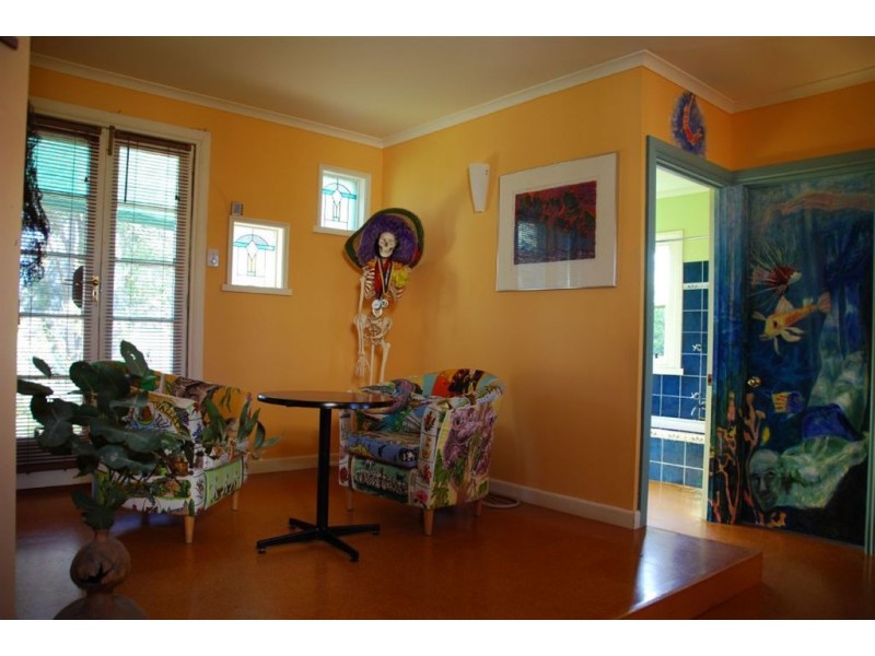 64 Ascot Hall Road, Ascot VIC 3364