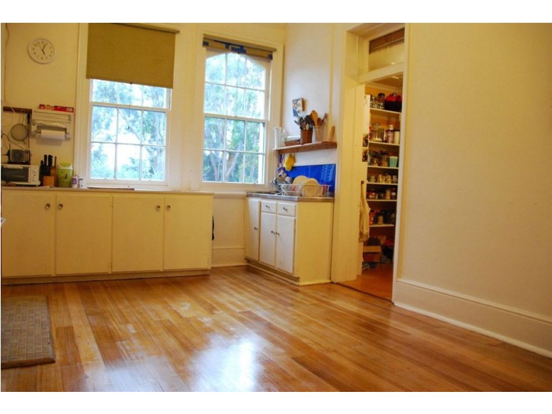 64 Ascot Hall Road, Ascot VIC 3364