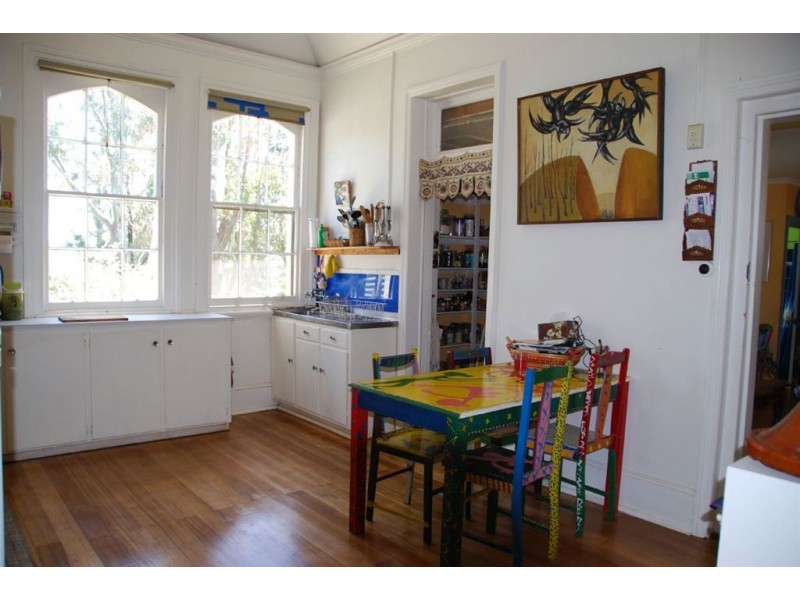 64 Ascot Hall Road, Ascot VIC 3364