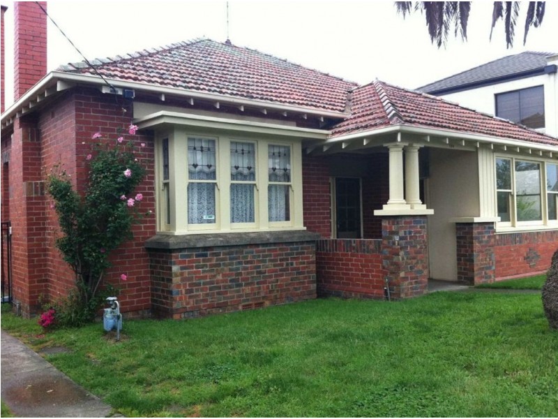 124 Burnbank Street, Wendouree VIC 3355