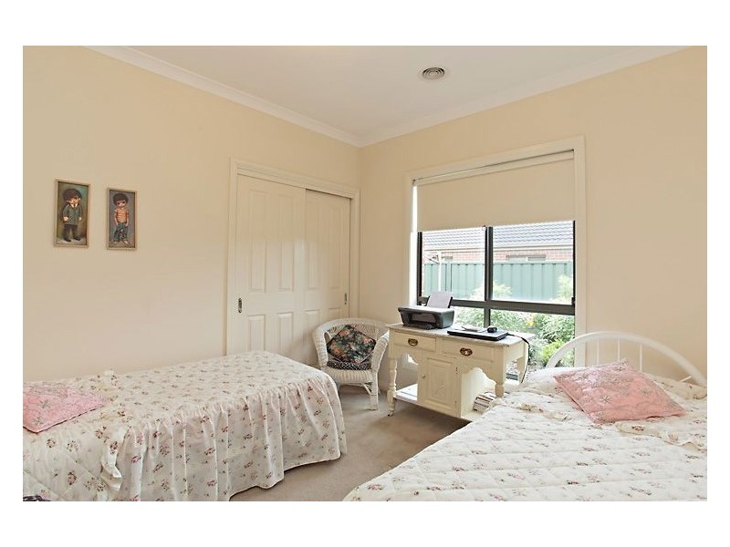 100 Stirling Drive, Ballarat VIC 3350