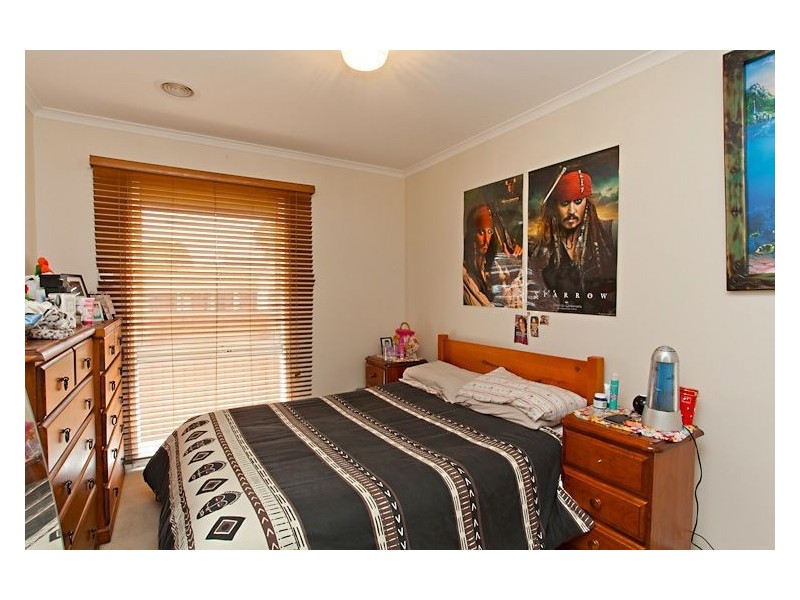 2/8 Darling Street, Sebastopol VIC 3356