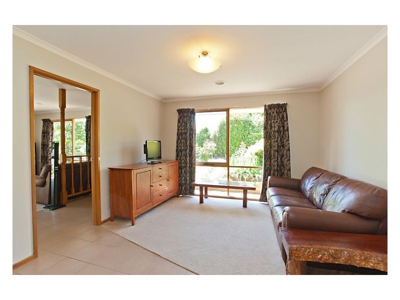 11 Bell Street, Creswick VIC 3363