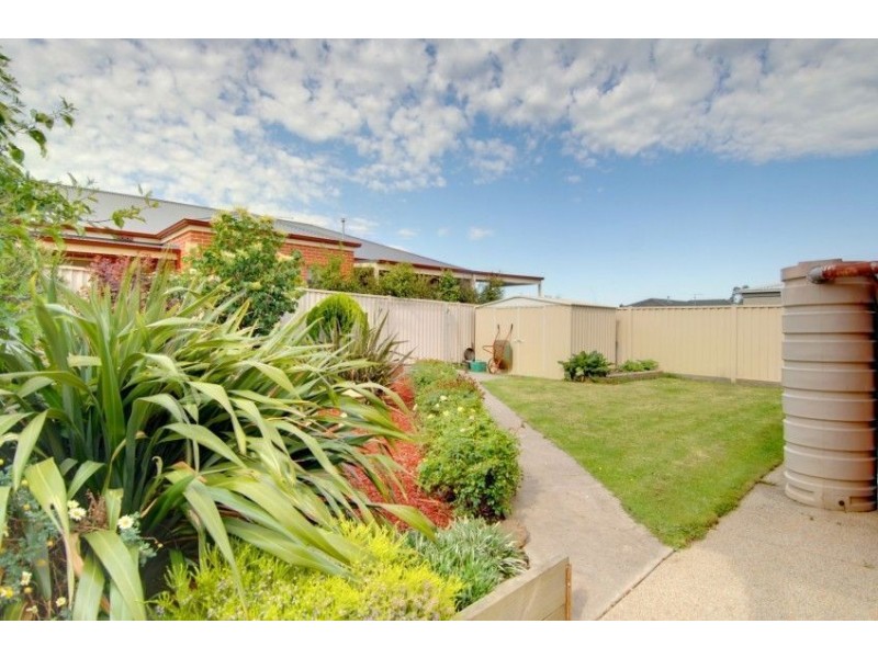 130 Canadian Lakes Boulevard, Canadian VIC 3350