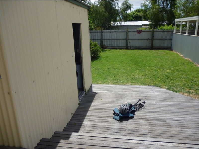 8 Urquhart Street, Ballarat VIC 3350