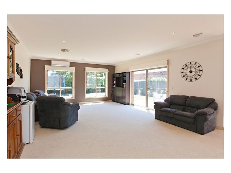 34 Boulevarde Drive, Alfredton VIC 3350