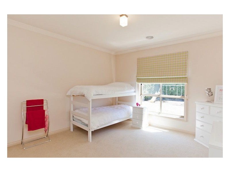 34 Boulevarde Drive, Alfredton VIC 3350