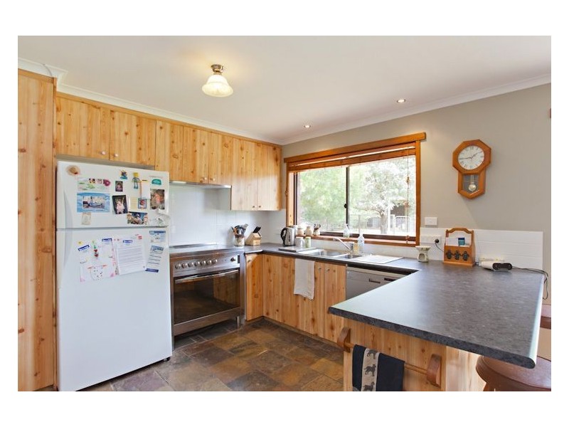 120 Exchequer Road, Cape Clear VIC 3351