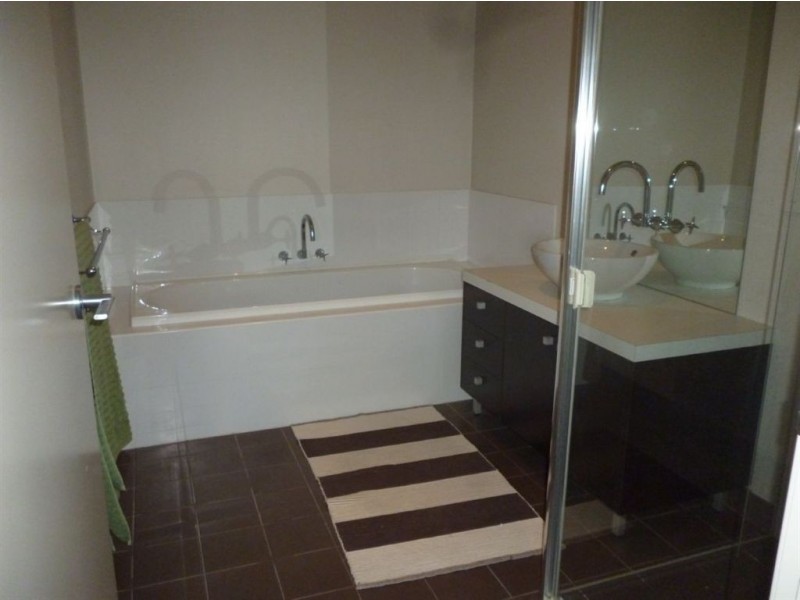 9 Broderick Court, Canadian VIC 3350