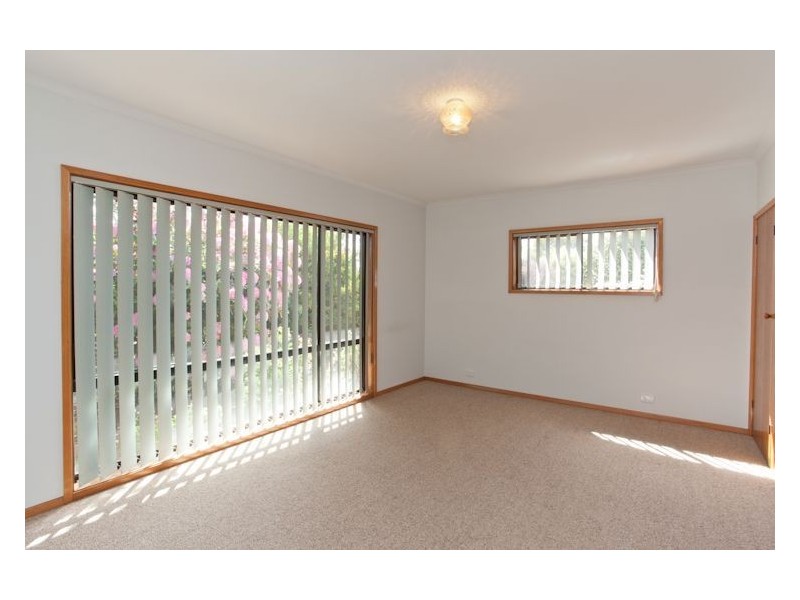 2737 Midland Highway, Newlyn VIC 3364