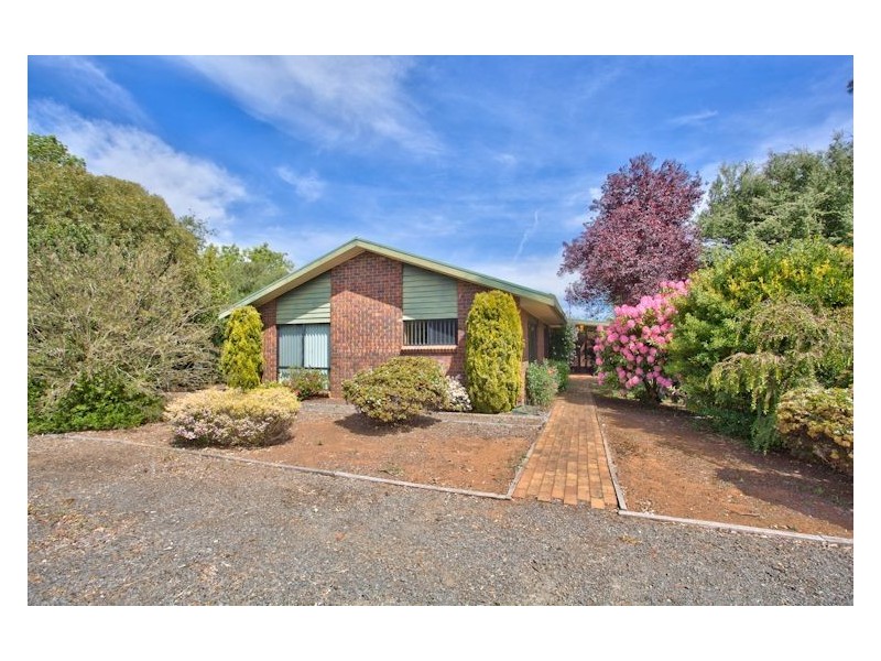 2737 Midland Highway, Newlyn VIC 3364