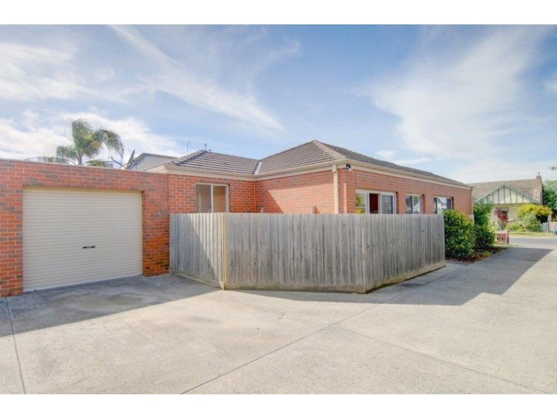 2/24 Queen Victoria Street, Ballarat VIC 3350