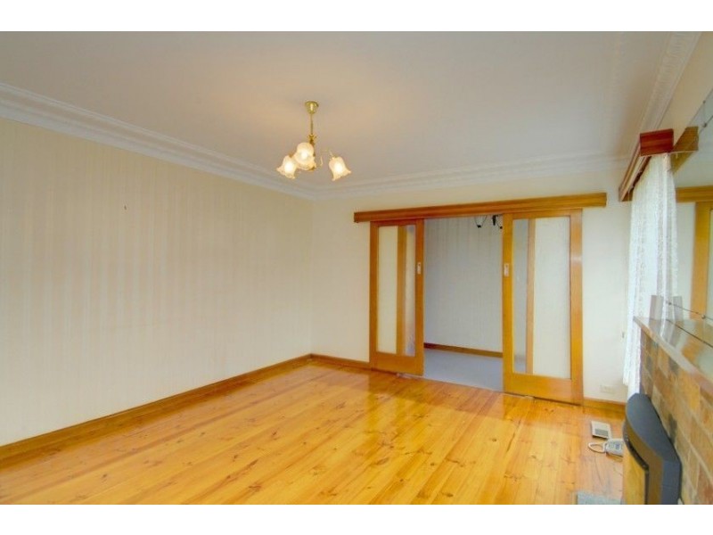 6 Pauls Crescent, Wendouree VIC 3355