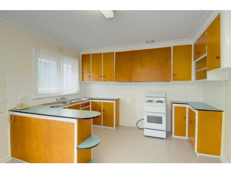 6 Pauls Crescent, Wendouree VIC 3355