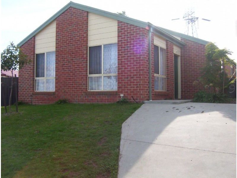 9 Rosewood Court, Mount Helen VIC 3350