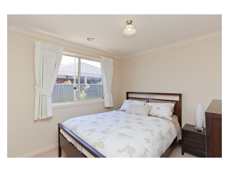 433 Tinworth Avenue, Mount Clear VIC 3350