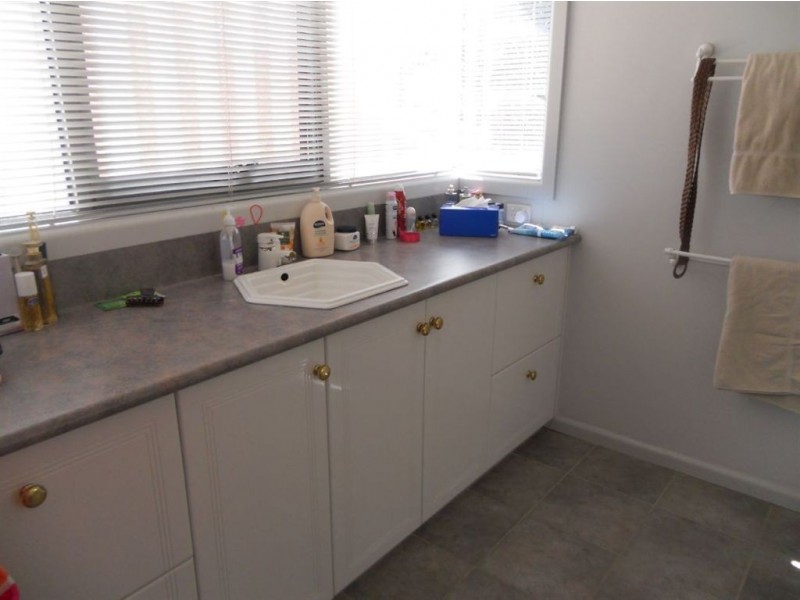 10 Tinworth Street, Mount Clear VIC 3350