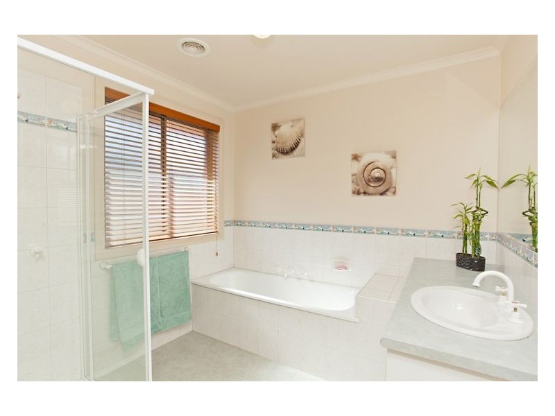 160 Bogong Avenue, Invermay VIC 3352