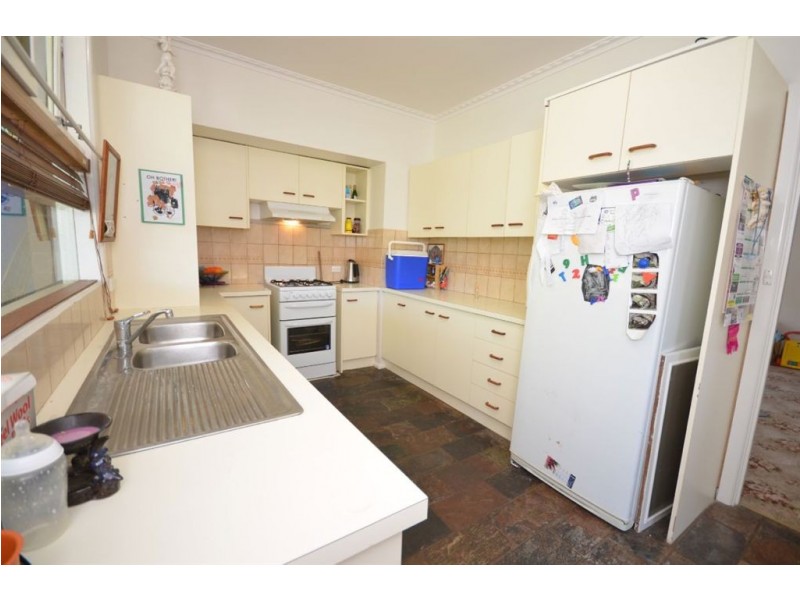 15 Victoria Street, Creswick VIC 3363