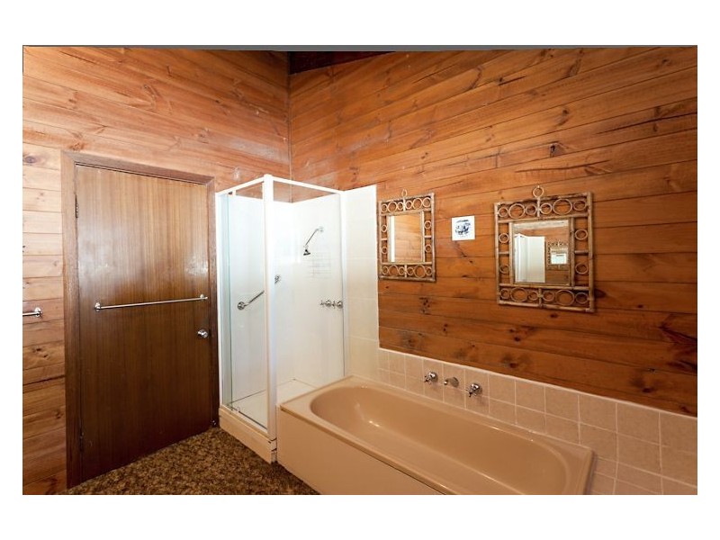 60 Haddon Common Road, Smythes Creek VIC 3351