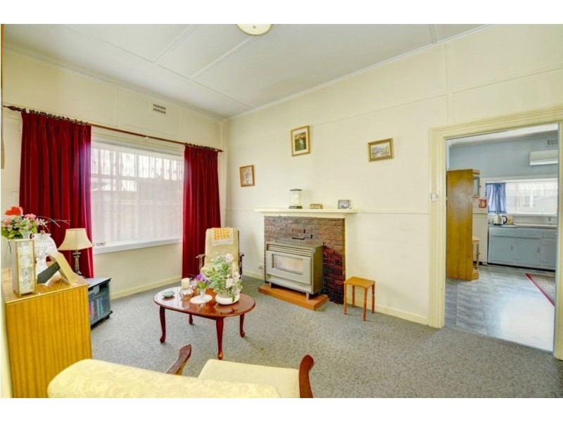 4 Gray Street, Sebastopol VIC 3356