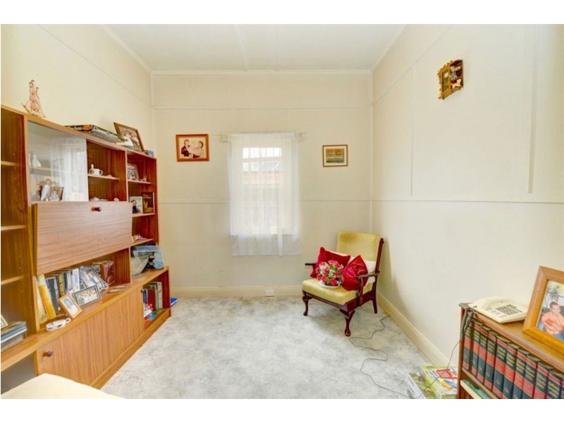 4 Gray Street, Sebastopol VIC 3356