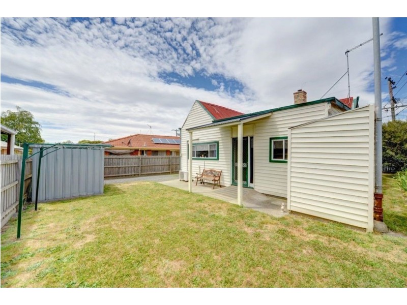4 Gray Street, Sebastopol VIC 3356
